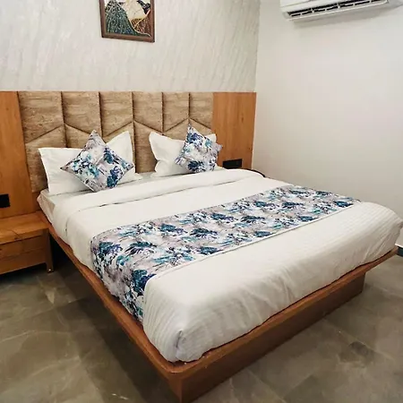 Hotel M Grand-2