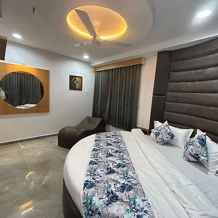 Hotel M Grand-3